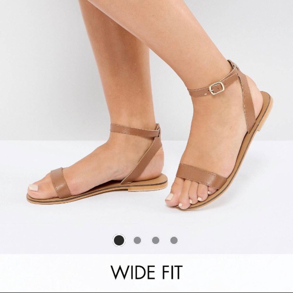 ASOS Felon Wide Fit Leather Flat Sandals Sz. 12